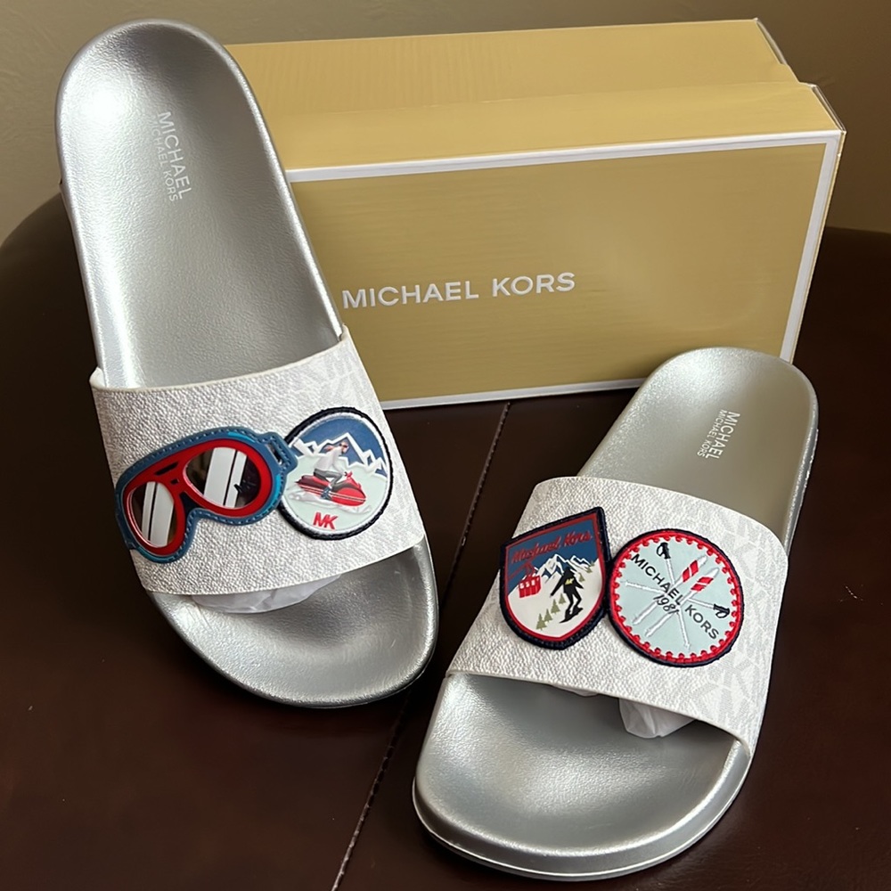 Michael Kors Penny Slide Signature Ski Patch   6